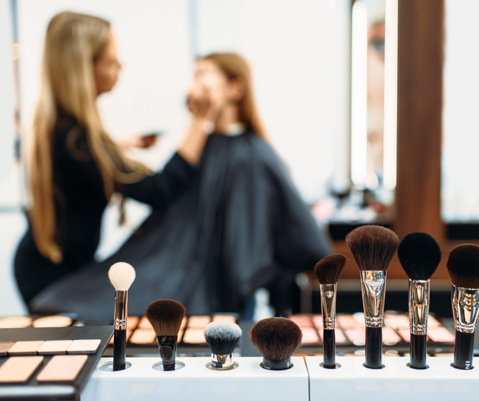 How to set boundaries as a Makeup Artist